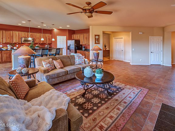 5th image of 2212 E Bluejay Bluff Ln