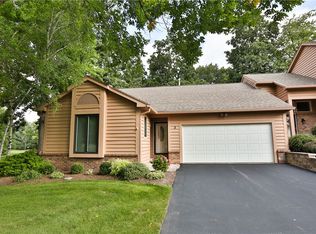 2 Whittlebury Dr #PVT, Rochester, NY 14612