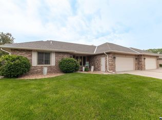 1 The Pnes, Beatrice, NE 68310