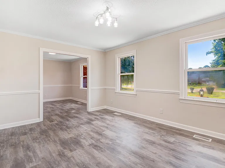 302 Cedar Rd — Photo 10