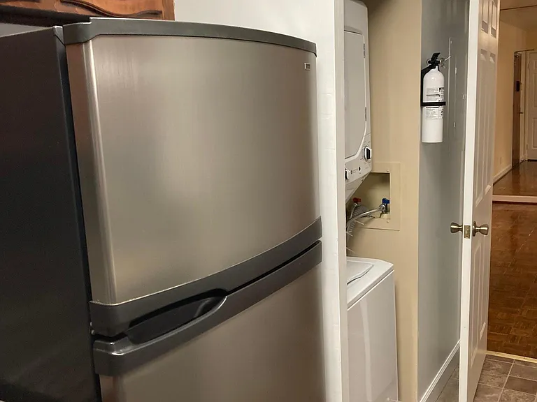 Fridge & Washer/dryer
