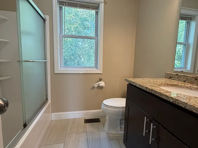 141 Reservoir Ave #21 — Photo 4