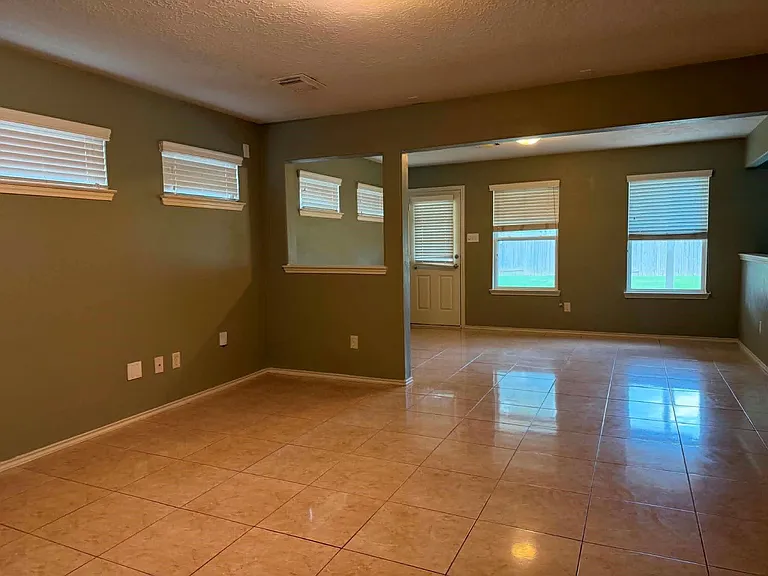 11030 Knobbley Oak Ct — Photo 12