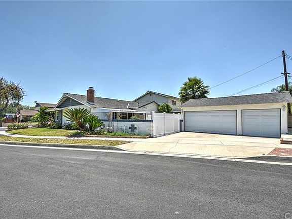 4th image of 15451 Loretta Dr
