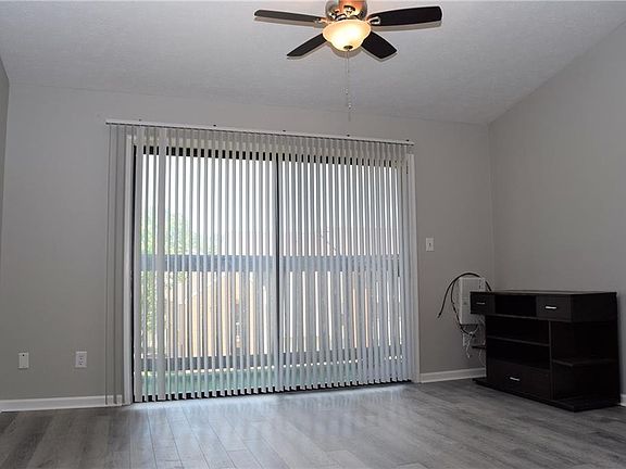 2nd image of 142 Haverford Ct #2
