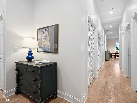 3rd image of 8039 Elmwood Ave #201
