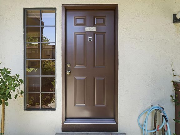 5th image of 473 Costa Mesa Ter APT C