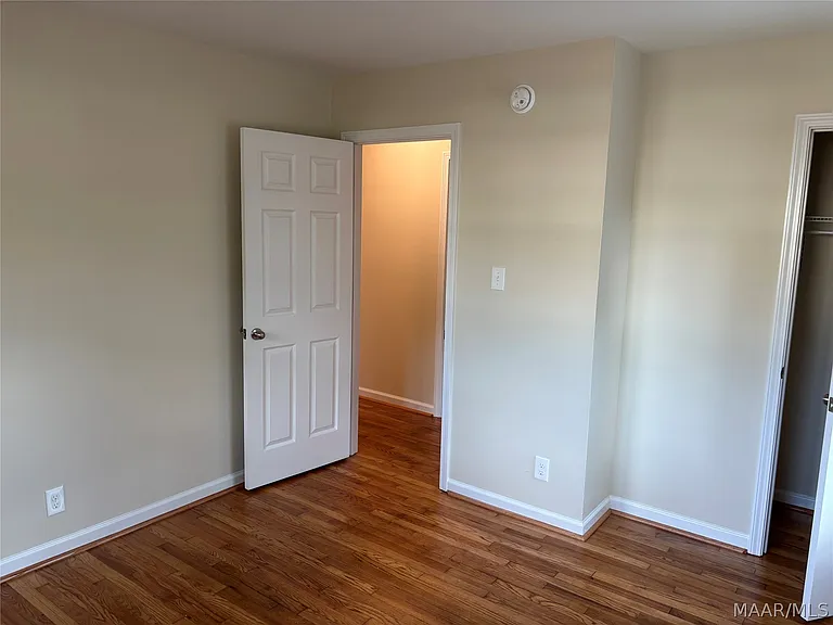 924 Peachtree St — Photo 9