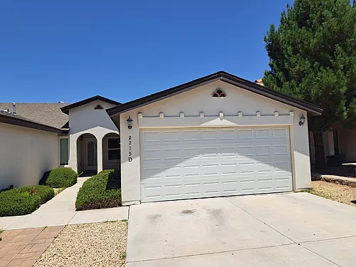 2225 Dakota Dr #D Photo 1