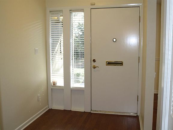 3rd image of 24 Hillbrook Way