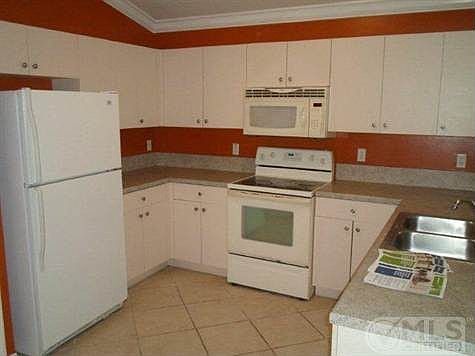 5th image of 6824 Hendry Dr