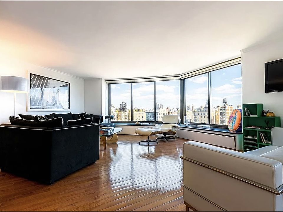 1st image of 40 E 94th St #15DE