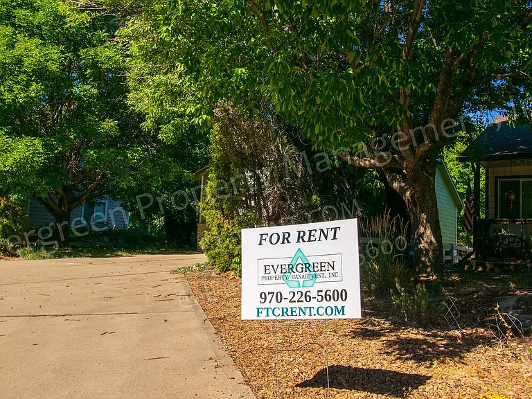 2302 Turquoise St — Photo 44