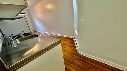 Rented by HOLTON REAL ESTATE INC.