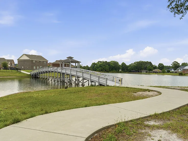 2101 Eureka Way — Photo 11