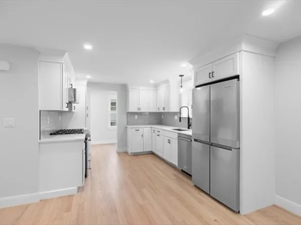 22 James St #1, Woburn, MA 01801