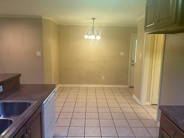 8317 Garrett Dr #8317 — Photo 6
