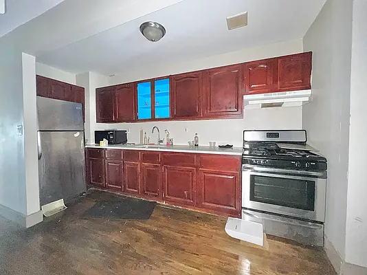 Rented by Doorway NYC, LLC | media 2