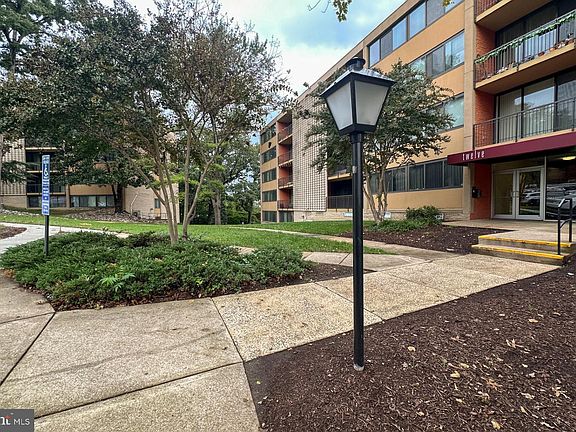 4th image of 8 S Van Dorn St APT 103