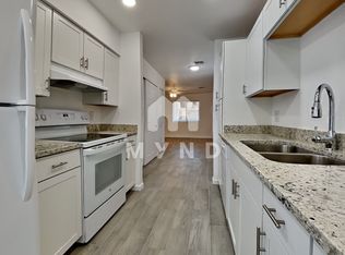 6649 W Ocotillo Rd APT 201, Glendale, AZ 85301