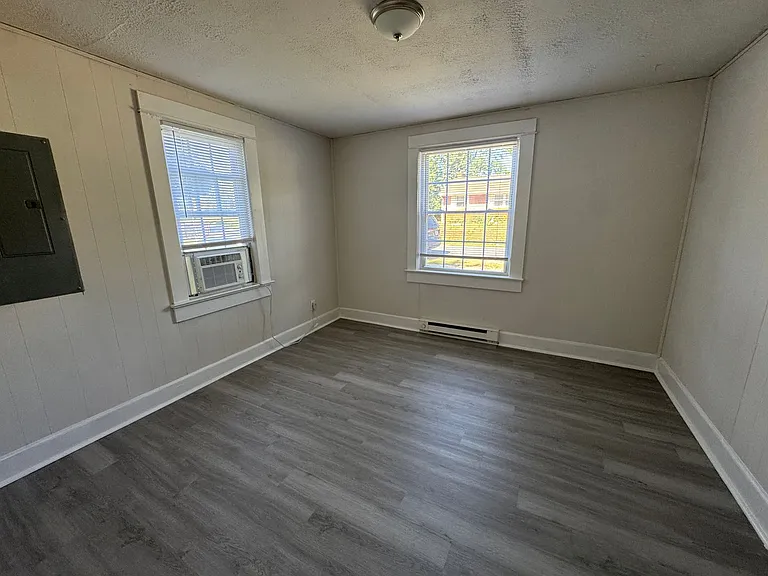 516 Wyne Dr — Photo 5
