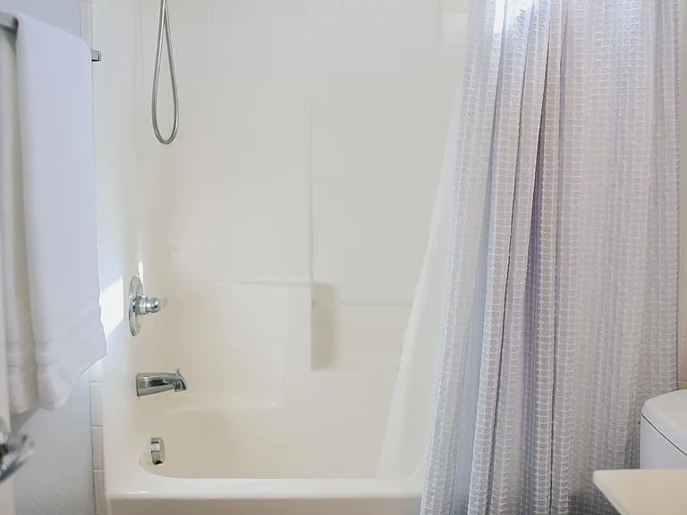 2402 E 5th St #1725 — Photo 17
