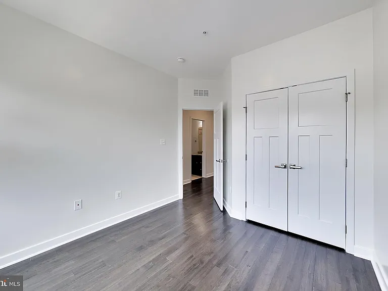 8012 Spring Arbor Dr — Photo 25