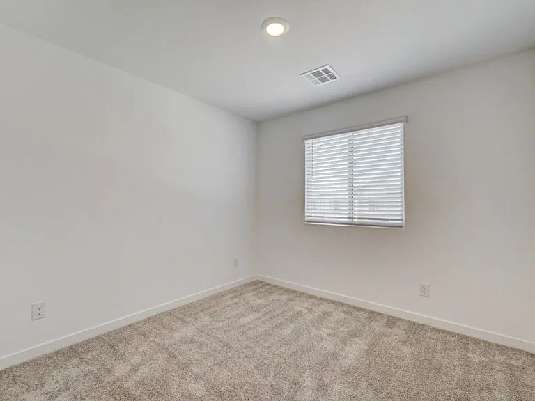 10772 Paget Ct — Photo 26