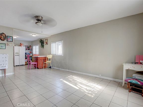 3rd image of 331 W 92nd St
