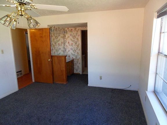 4th image of 1206 Lexington Dr