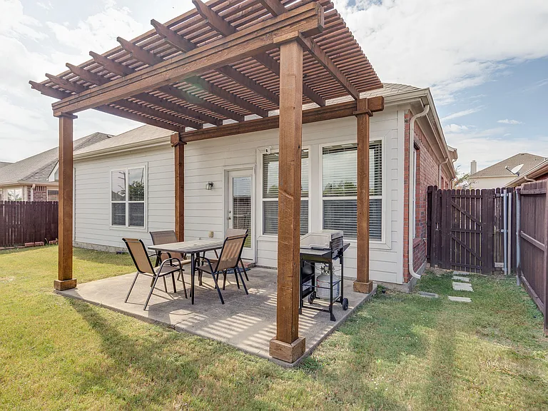 1105 Lone Pine Dr — Photo 30