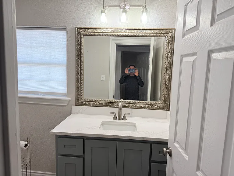 320 W Washington St — Photo 10