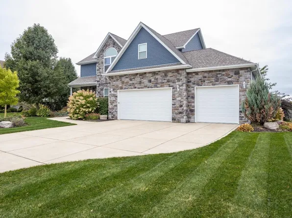 10981 Wynbrook Dr, Winfield, IN 46307
