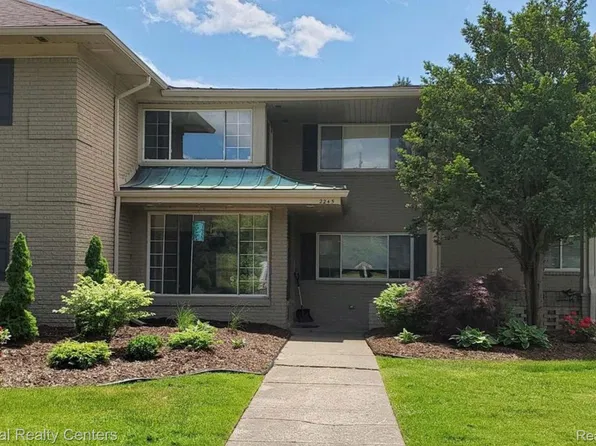 2245 S Walton Blvd #58, Rochester, MI 48309