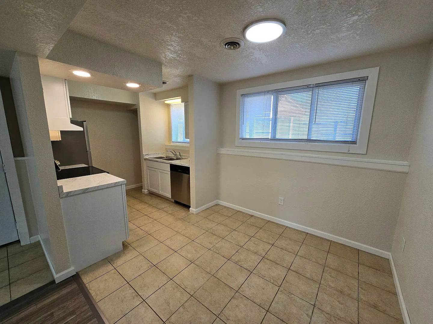 6th & Marion Apartments — Photo 4