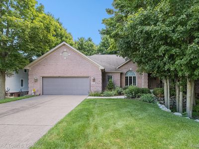 3462 Woodridge Dr, Flushing, MI, 48433
