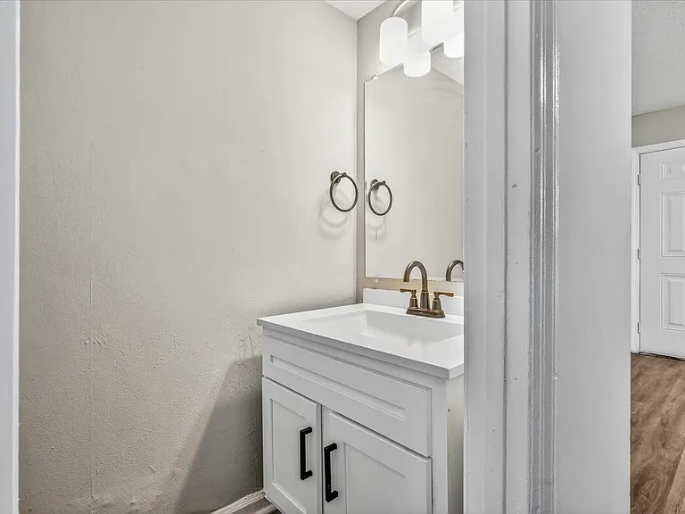 Tristan Townhomes — Photo 11