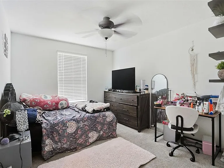13712 Newbridge St — Photo 18
