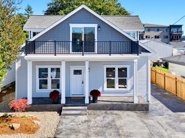 238 Oak St, Florence, OR 97439