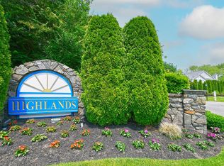 167 Windward Ct S, Port Jefferson, NY 11777