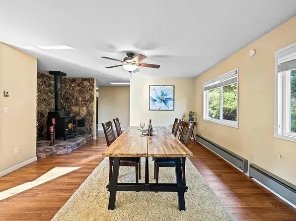 1187 Debbie Hill Rd, Cotati, CA 94931