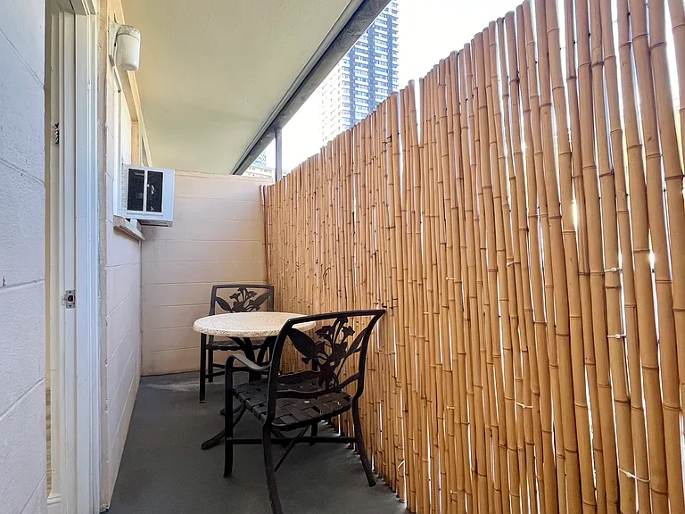 427 Pau St #303 — Photo 8