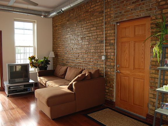 2nd image of 2212 N Campbell Ave #3D