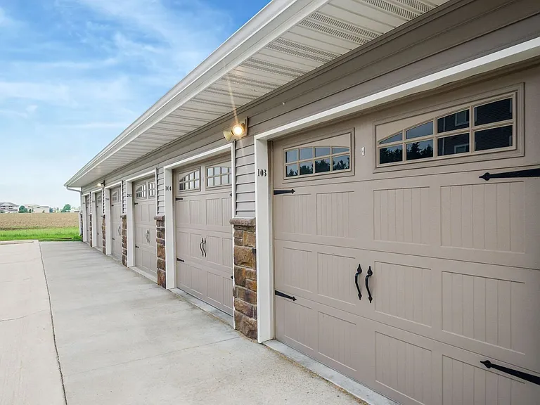 1620 Lincoln Dr — Photo 29