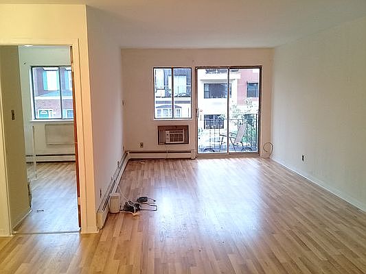 2nd image of 3034 38th St #2