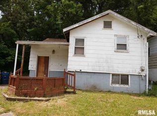 510 28th St, Bettendorf, IA 52722