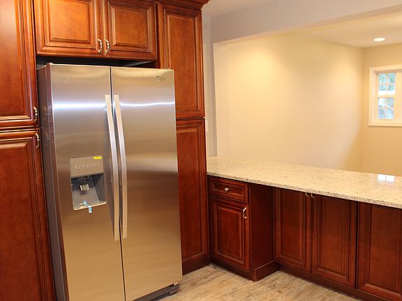 Kitchen, Cherry Cabinets