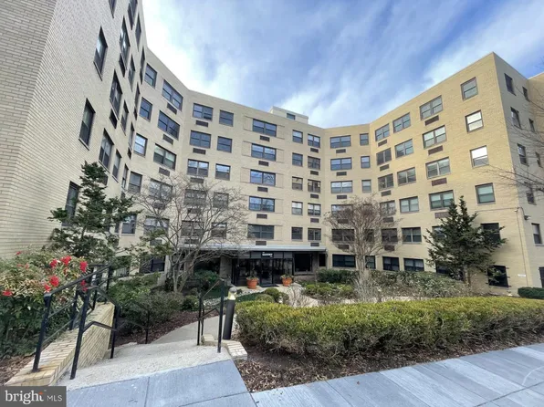 1801 Clydesdale Pl NW APT 316, Washington, DC 20009