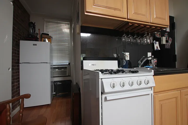 87 E 3rd St #3D — Photo 4