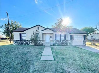 716 E Nona St, Altus, OK 73521